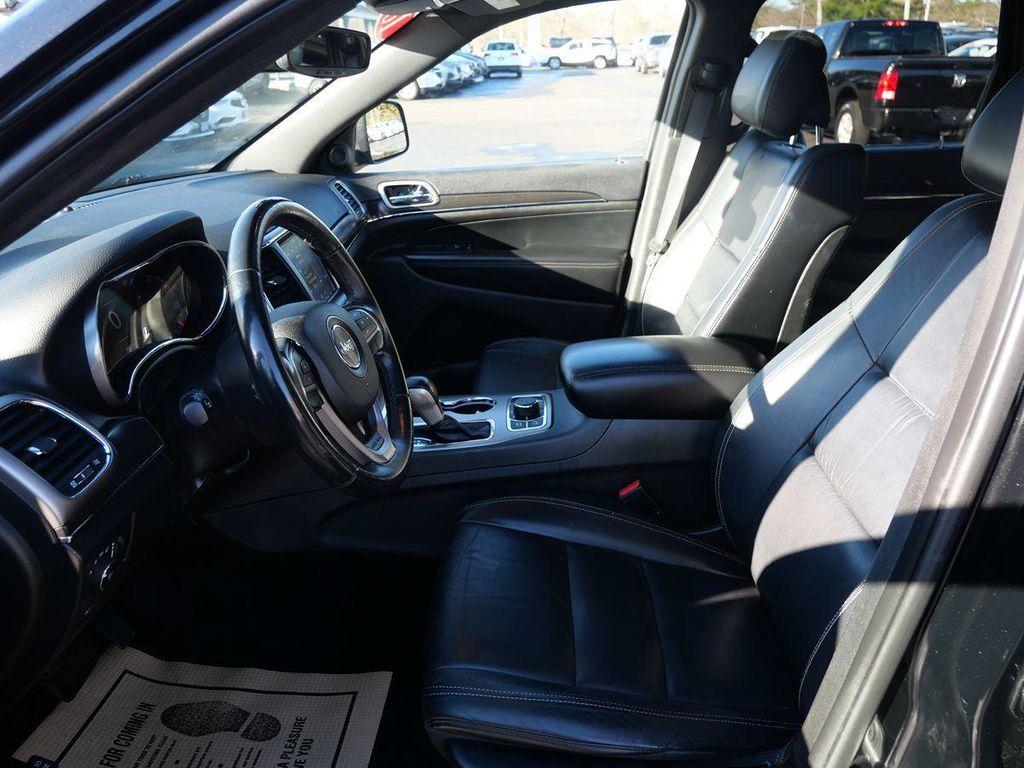 used 2018 Jeep Grand Cherokee car, priced at $17,995