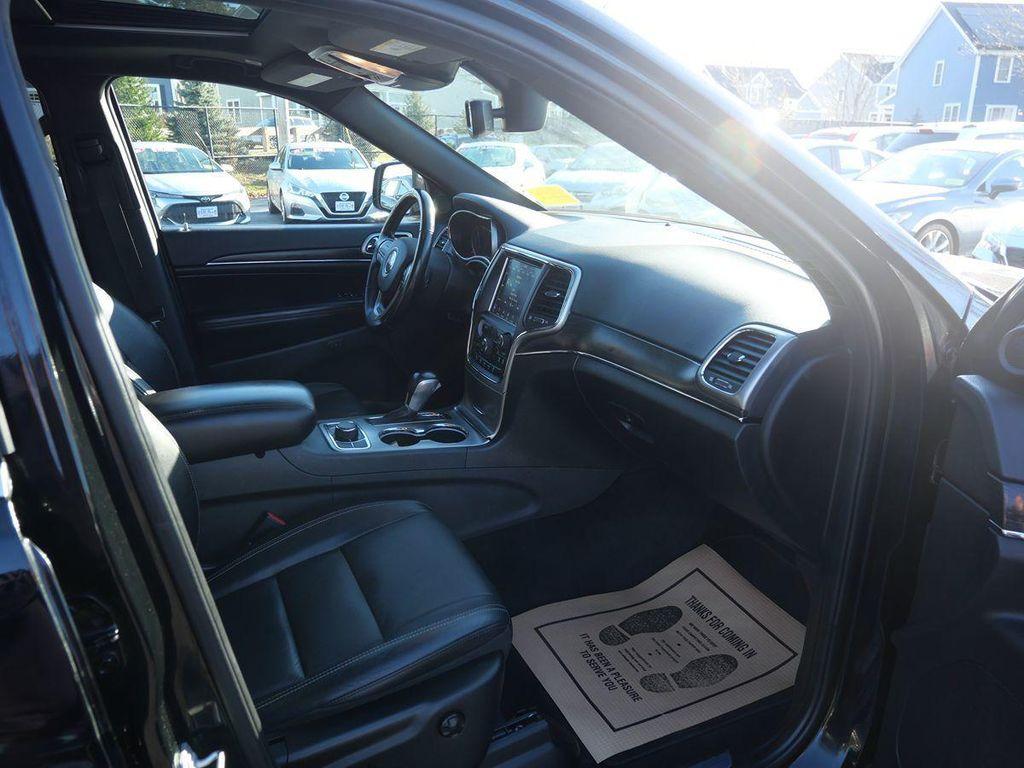 used 2018 Jeep Grand Cherokee car, priced at $17,995