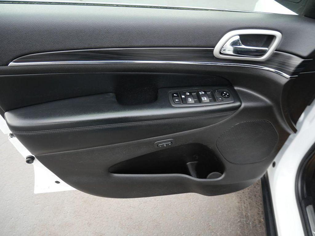 used 2021 Jeep Grand Cherokee car, priced at $22,995