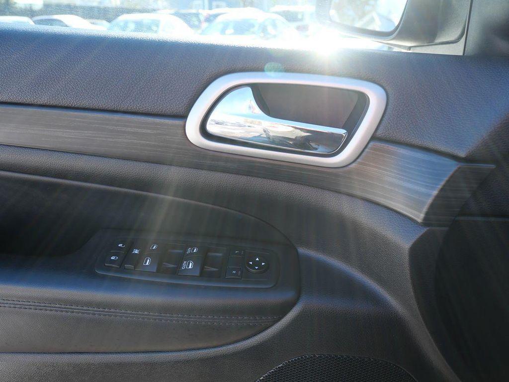 used 2019 Jeep Grand Cherokee car, priced at $19,995