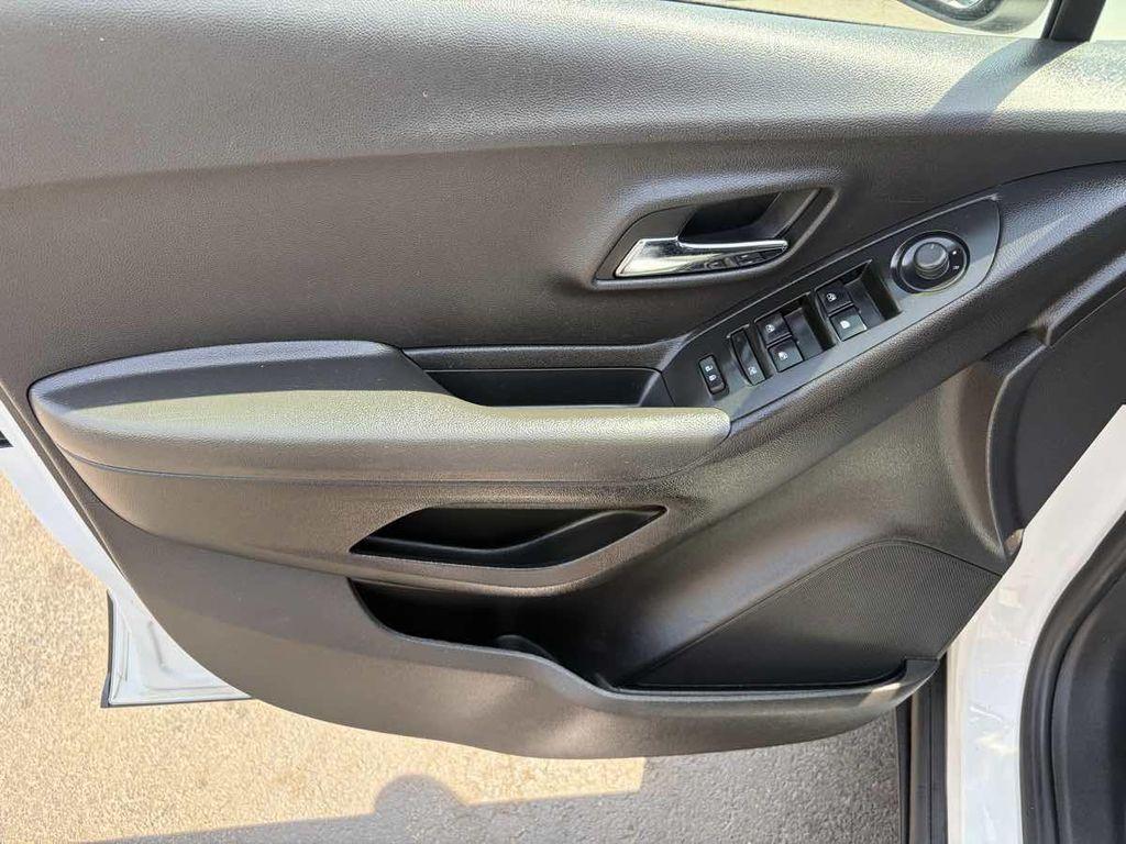 used 2020 Chevrolet Trax car, priced at $14,995