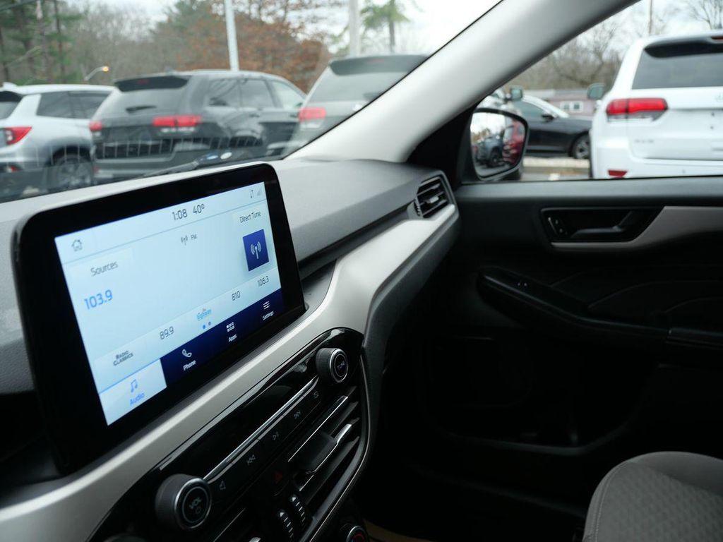 used 2022 Ford Escape car, priced at $17,995