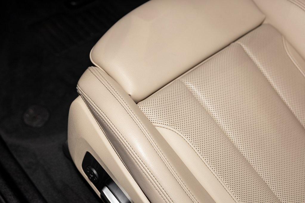 used 2022 BMW X3 car, priced at $27,900