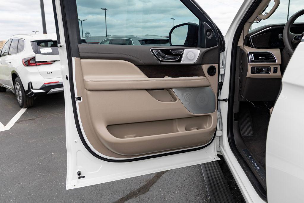 used 2024 Lincoln Navigator car, priced at $74,500