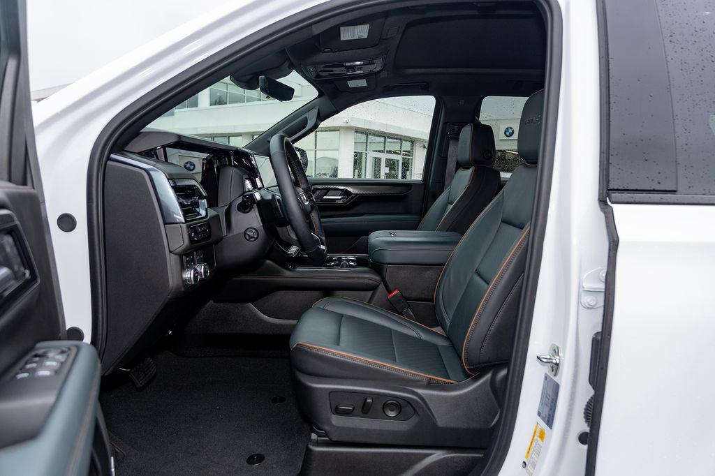 used 2025 GMC Yukon car, priced at $76,278