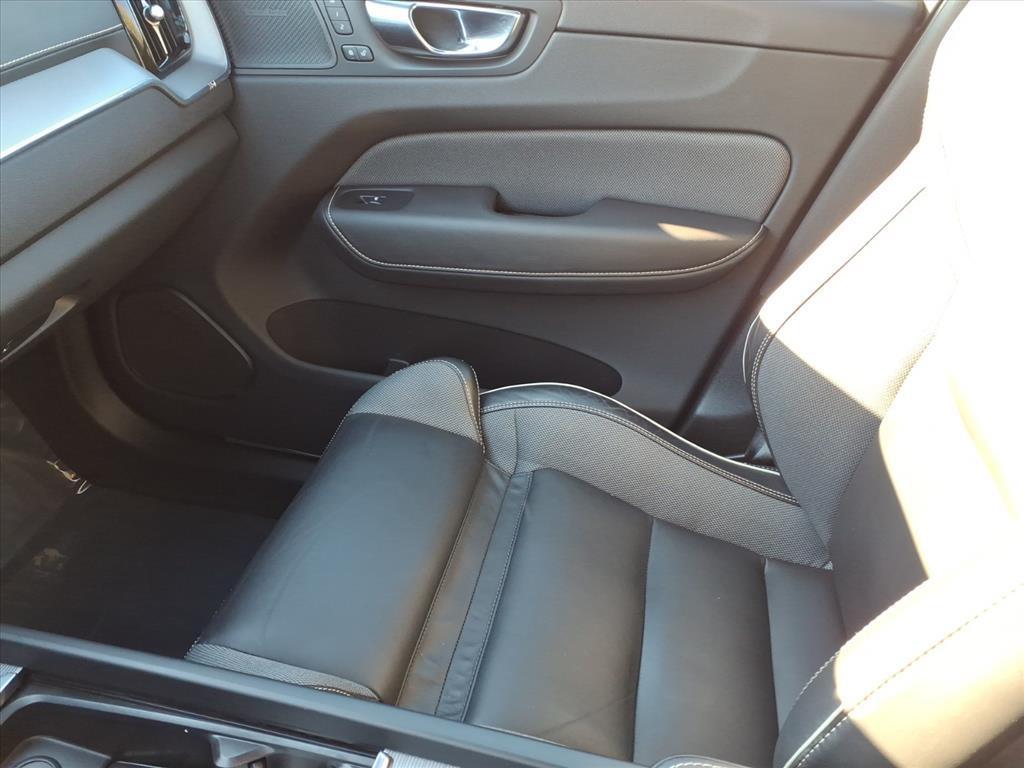 used 2020 Volvo XC60 car, priced at $25,999