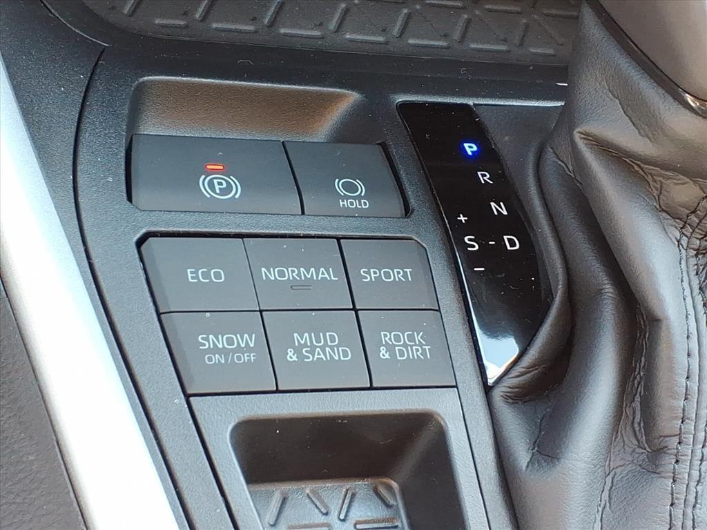 new 2025 Toyota RAV4 car, priced at $40,194