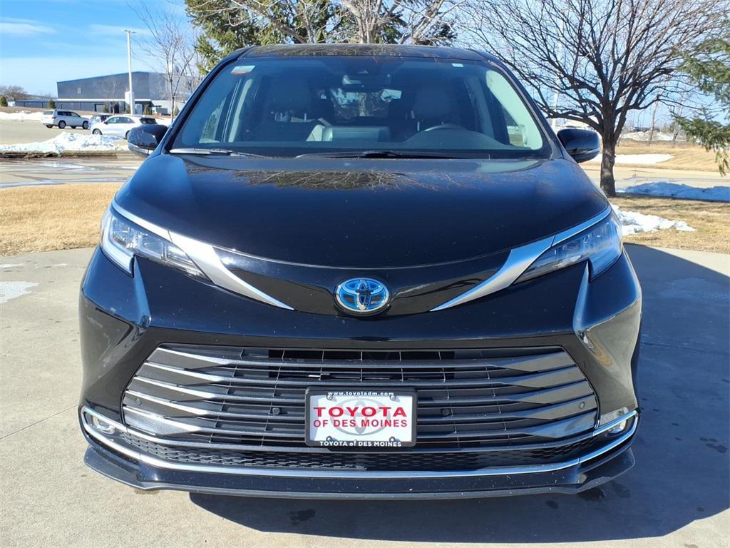 used 2021 Toyota Sienna car, priced at $35,999