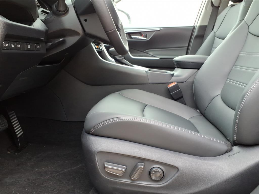 new 2025 Toyota RAV4 car, priced at $40,853