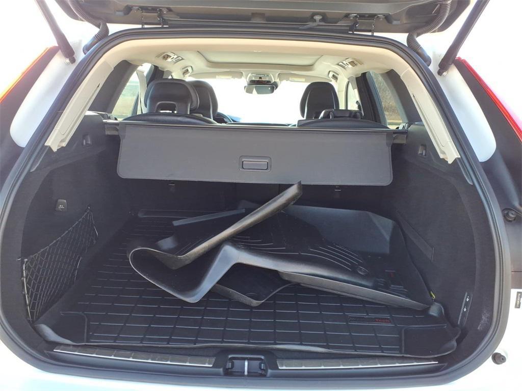 used 2019 Volvo XC60 car, priced at $17,999