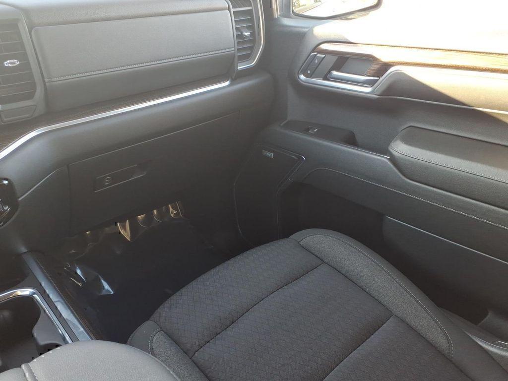used 2024 Chevrolet Silverado 1500 car, priced at $42,988