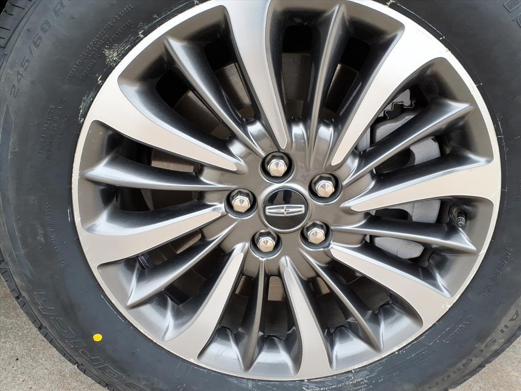 used 2022 Lincoln Nautilus car, priced at $28,999