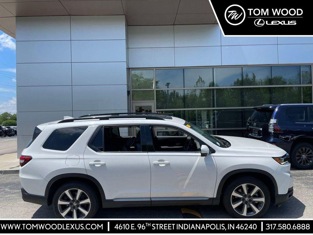 used 2023 Honda Pilot car, priced at $39,390