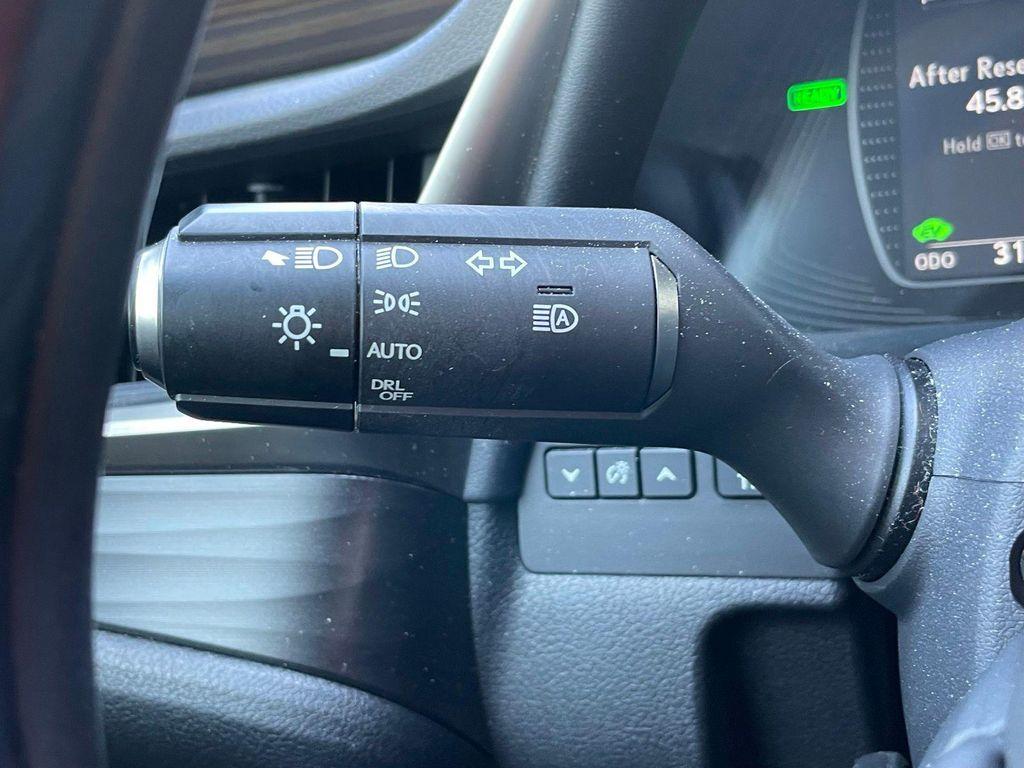 used 2019 Lexus ES 300h car, priced at $33,200