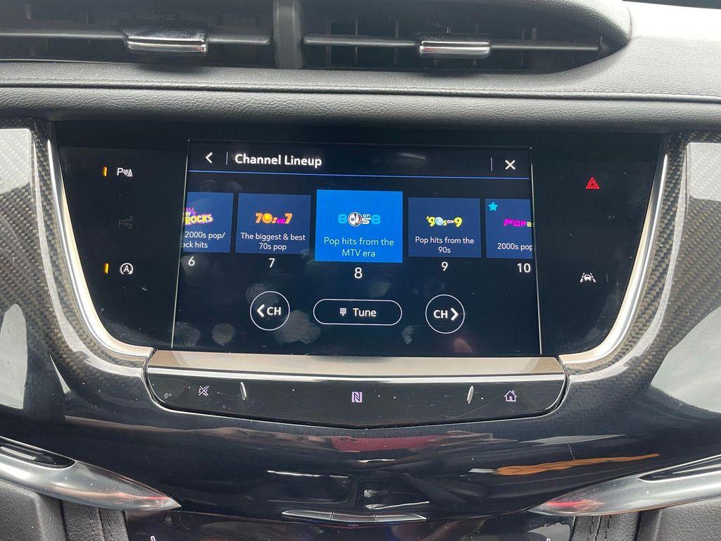 used 2020 Cadillac XT6 car, priced at $27,400