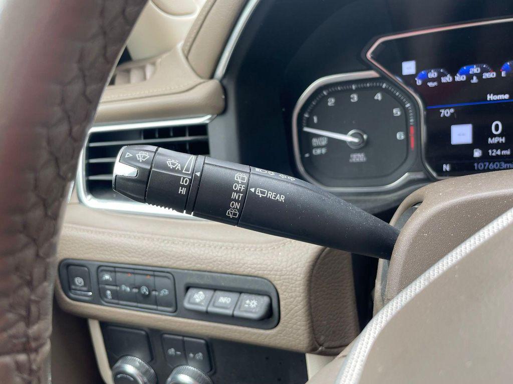 used 2021 GMC Yukon car, priced at $33,245