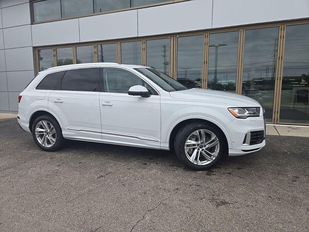 used 2021 Audi Q7 car, priced at $30,505