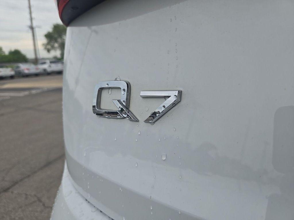 used 2021 Audi Q7 car, priced at $30,505