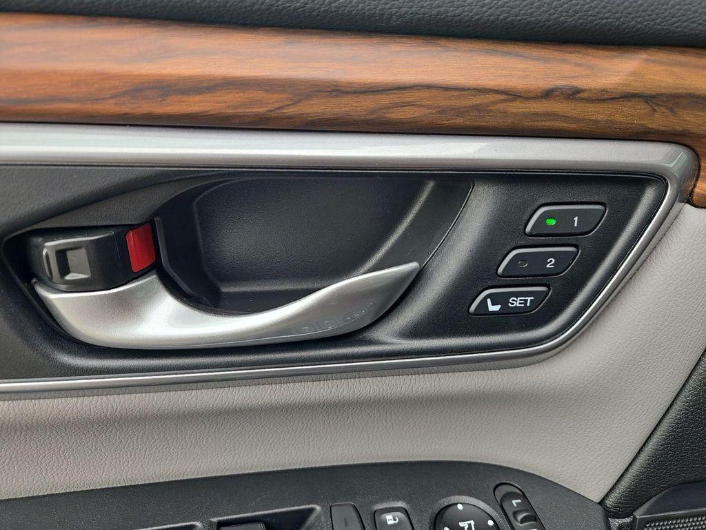 used 2017 Honda CR-V car, priced at $18,500