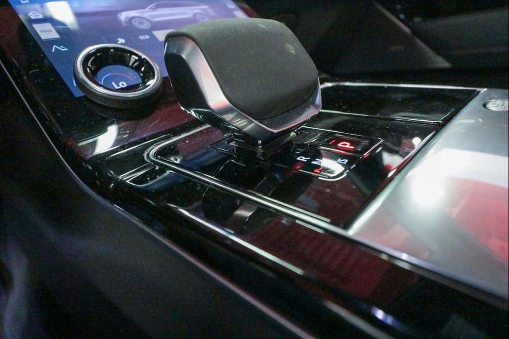 used 2022 Land Rover Range Rover Velar car, priced at $35,215