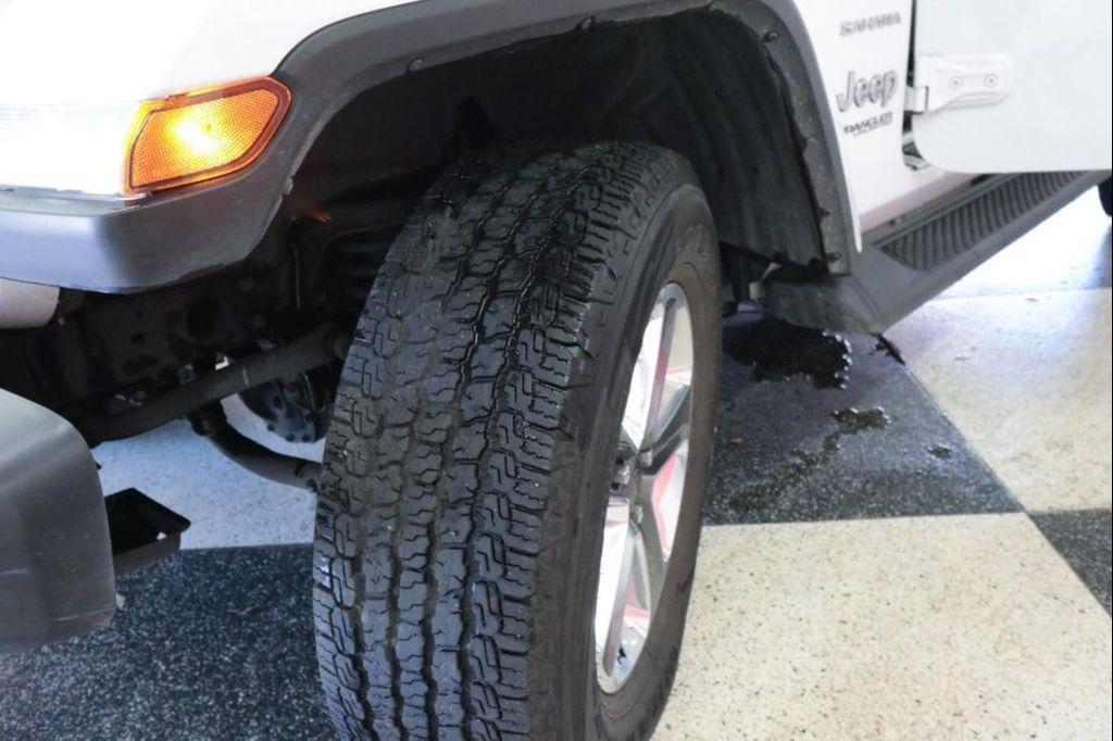 used 2021 Jeep Wrangler Unlimited car, priced at $32,990