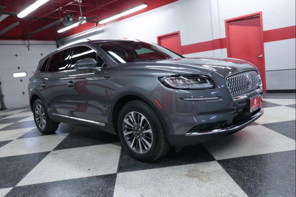 used 2021 Lincoln Nautilus car, priced at $27,690