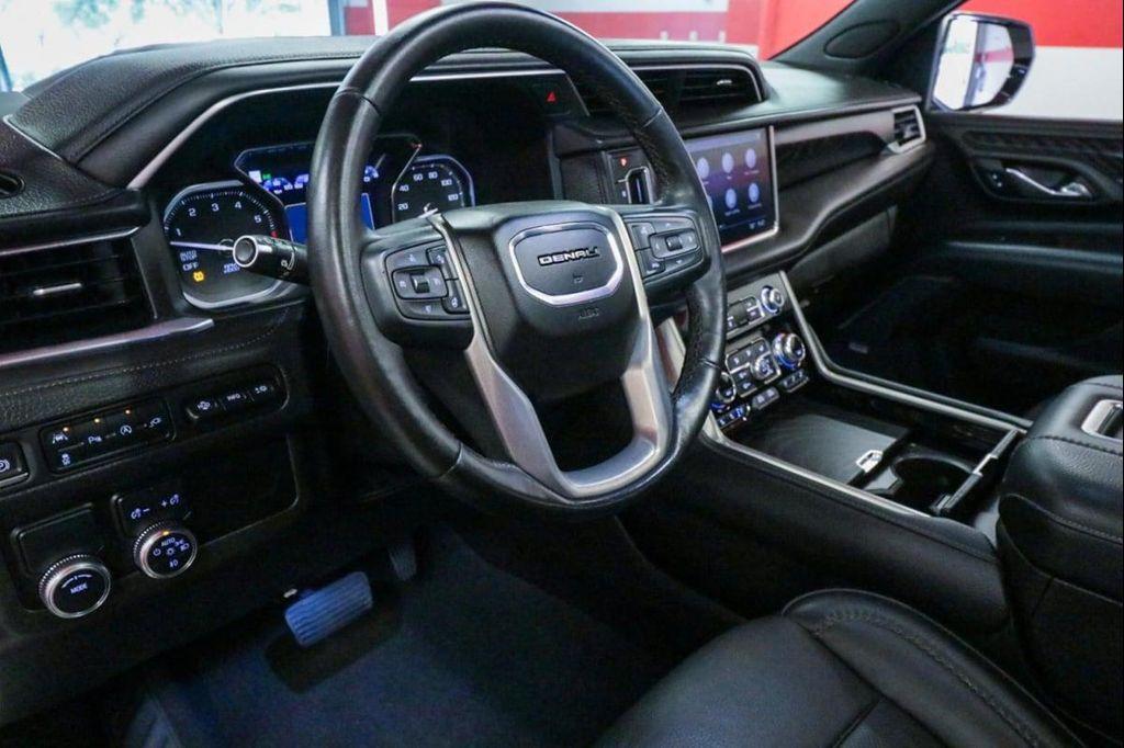 used 2021 GMC Yukon XL car, priced at $43,215