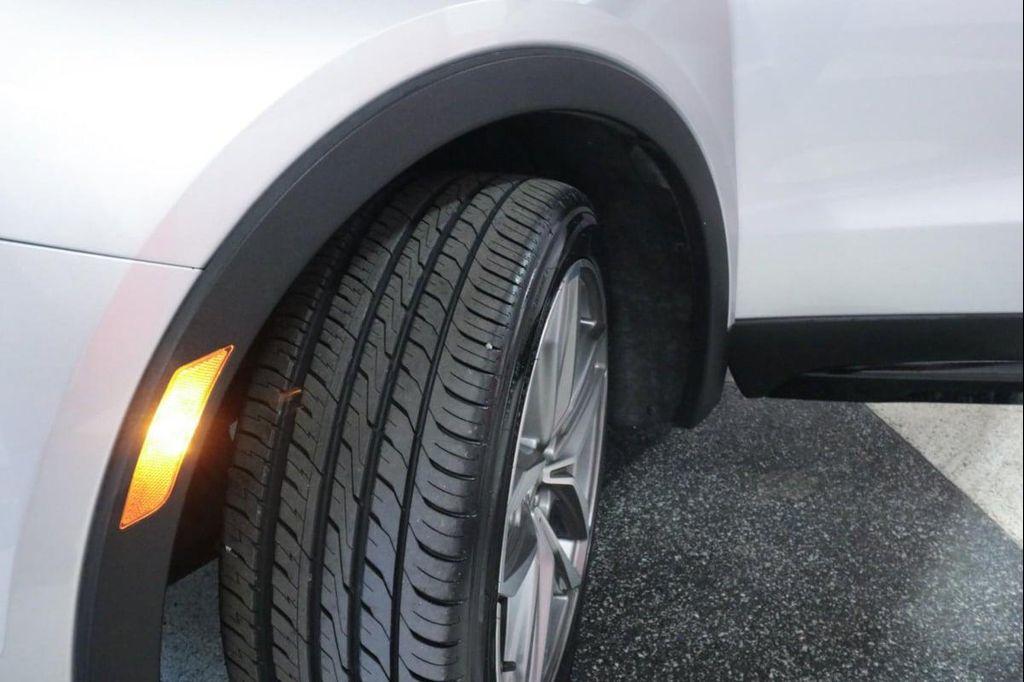 used 2021 Cadillac XT4 car, priced at $21,990