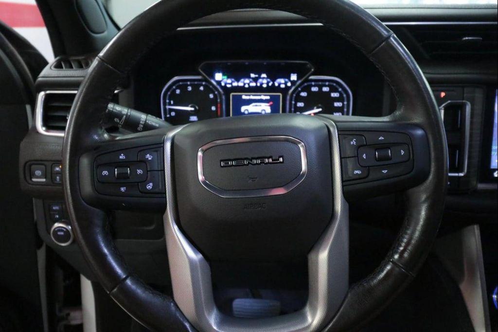 used 2021 GMC Yukon XL car, priced at $41,215