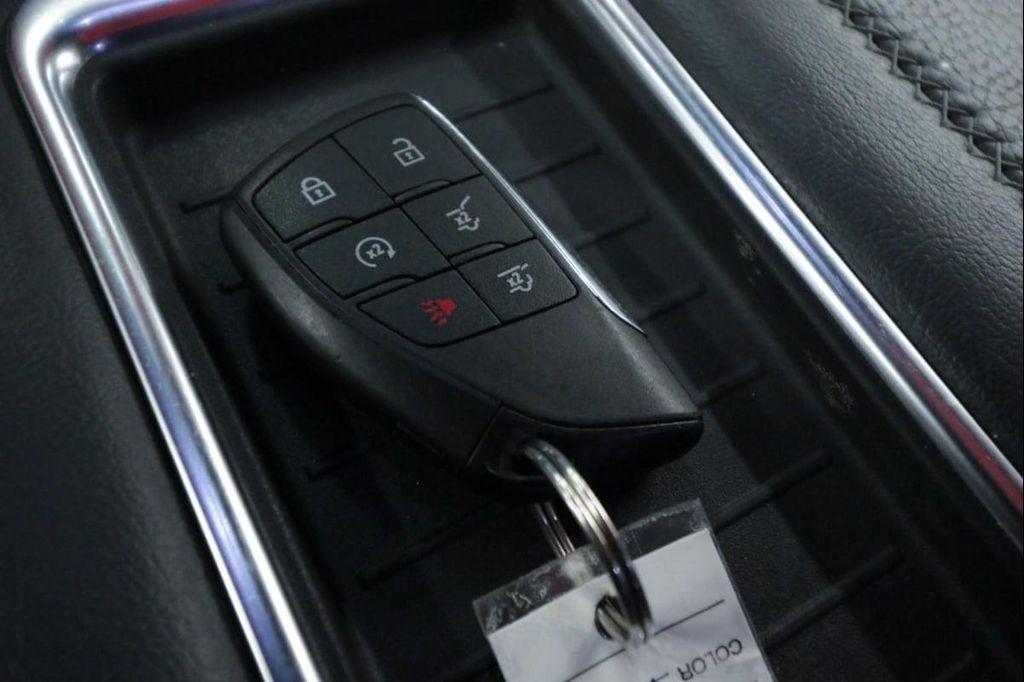 used 2021 GMC Yukon XL car, priced at $41,215