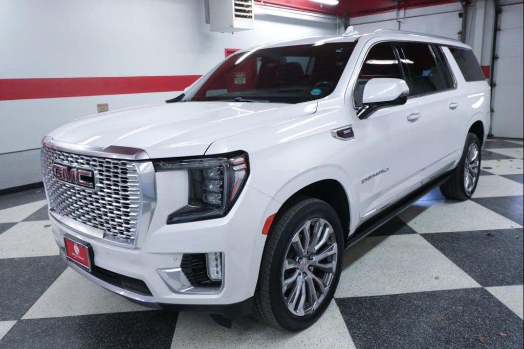 used 2021 GMC Yukon XL car, priced at $42,215
