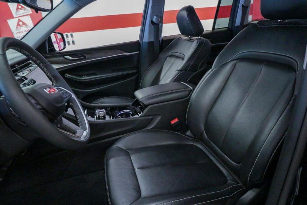 used 2023 Jeep Grand Cherokee car, priced at $31,990