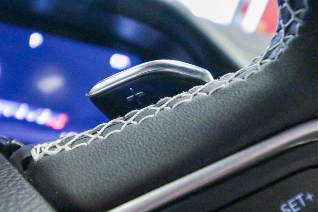 used 2023 Jeep Grand Cherokee car, priced at $31,990