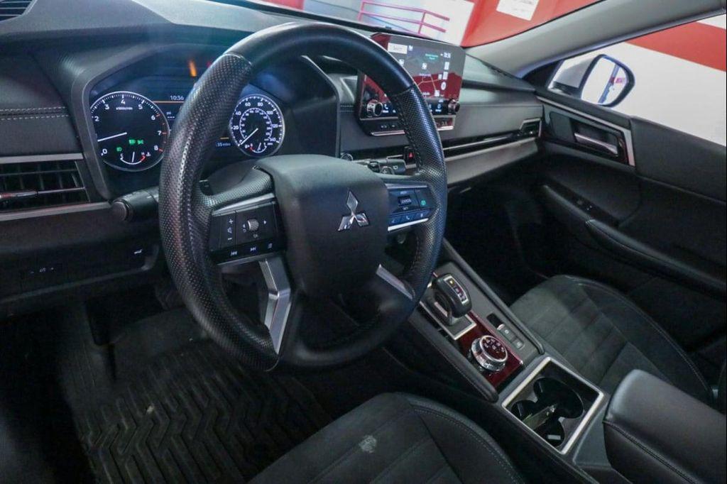 used 2024 Mitsubishi Outlander car, priced at $24,290