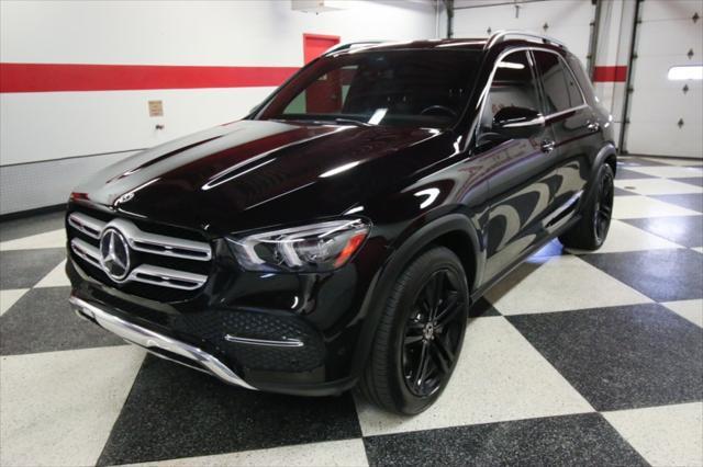 used 2022 Mercedes-Benz GLE 450 car, priced at $40,215