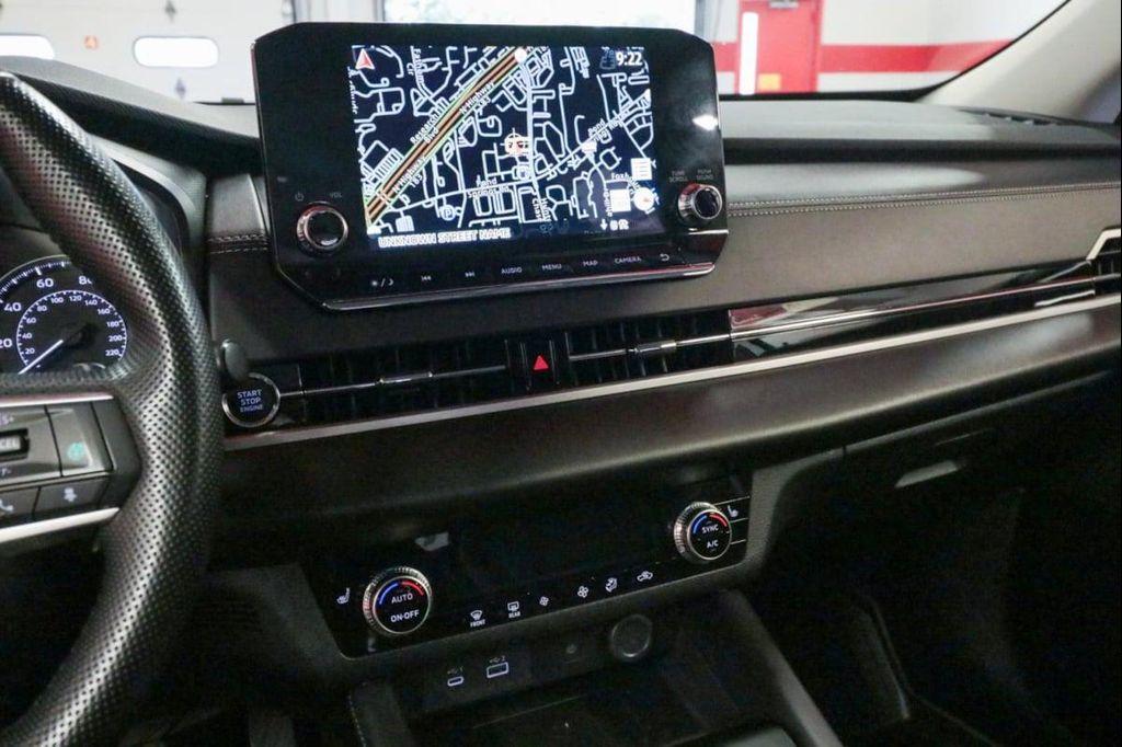 used 2024 Mitsubishi Outlander car, priced at $21,890