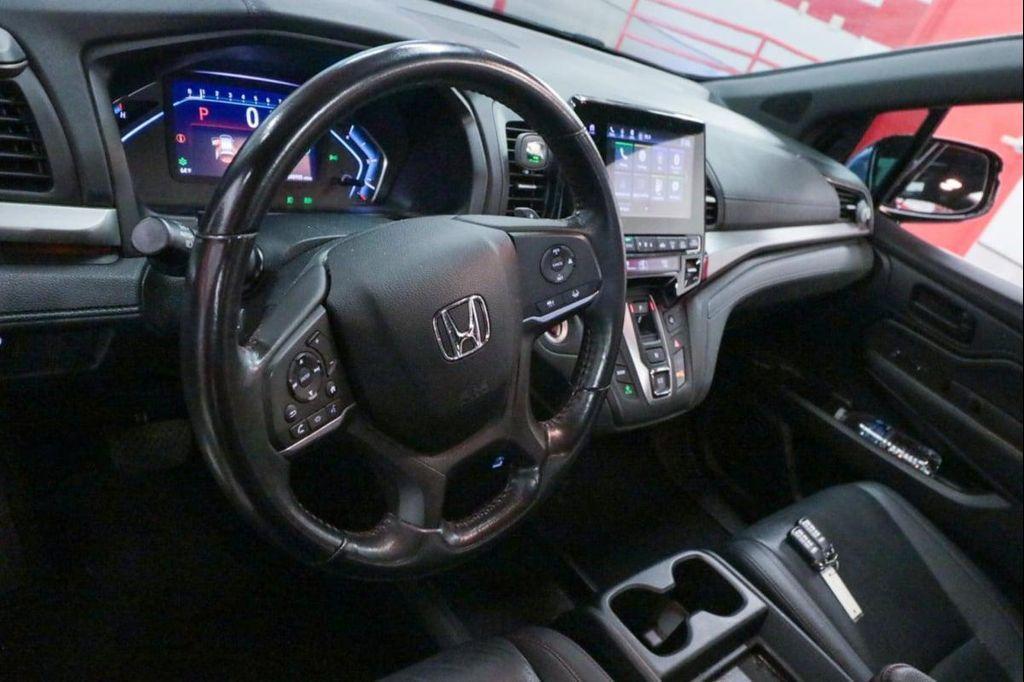 used 2023 Honda Odyssey car, priced at $35,215