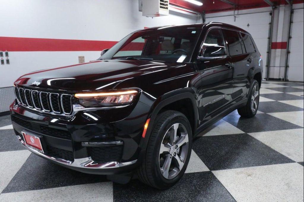 used 2024 Jeep Grand Cherokee L car, priced at $33,990