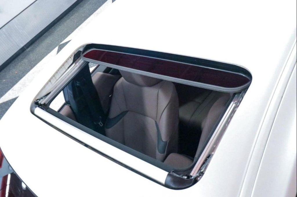 used 2022 Lexus ES 350 car, priced at $38,215