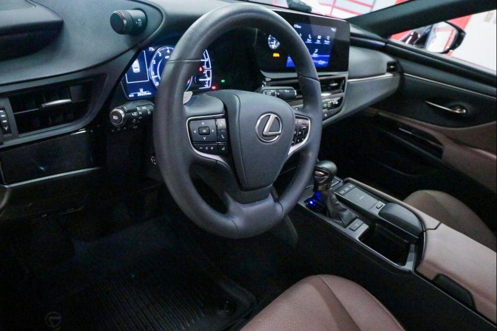 used 2022 Lexus ES 350 car, priced at $38,215