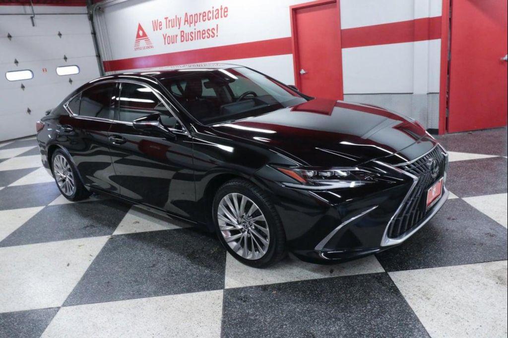 used 2022 Lexus ES 350 car, priced at $43,215