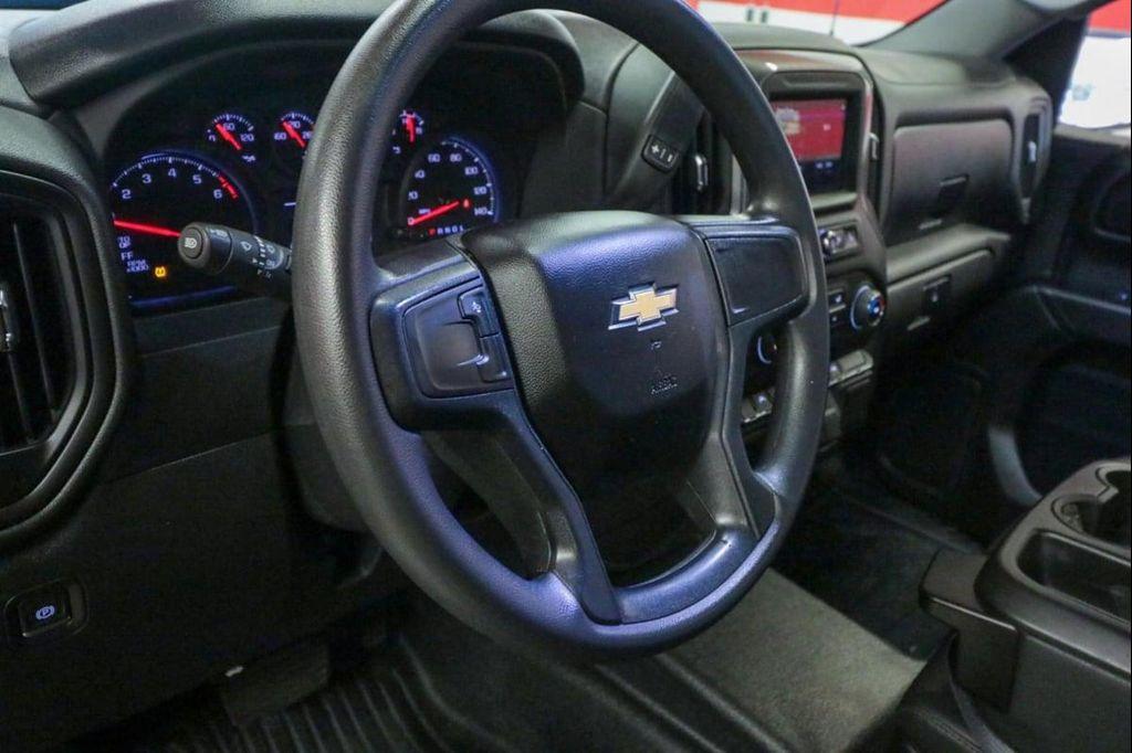 used 2024 Chevrolet Silverado 1500 car, priced at $33,990
