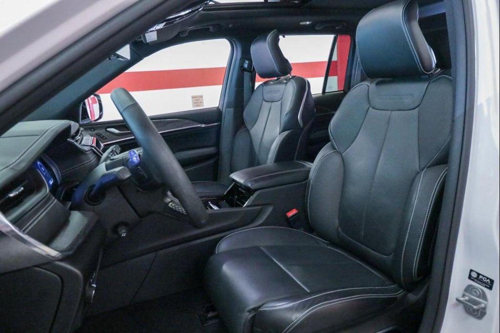 used 2023 Jeep Grand Cherokee car, priced at $40,815