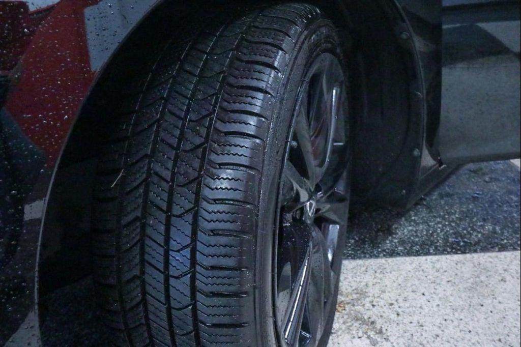 used 2022 Lexus ES 350 car, priced at $34,215