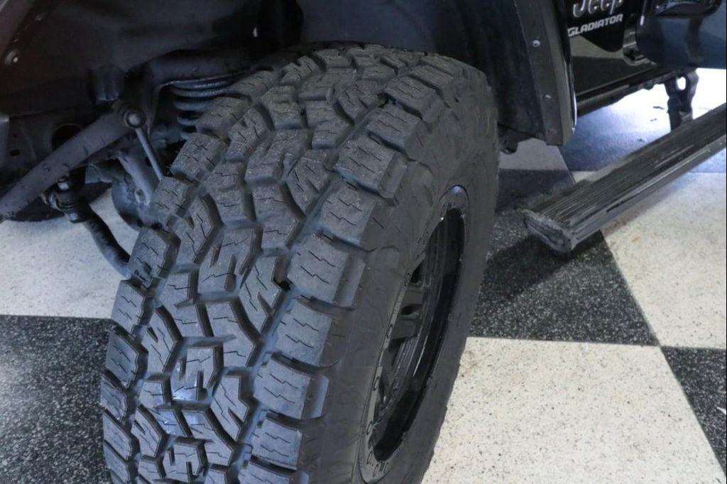 used 2022 Jeep Gladiator car, priced at $35,115