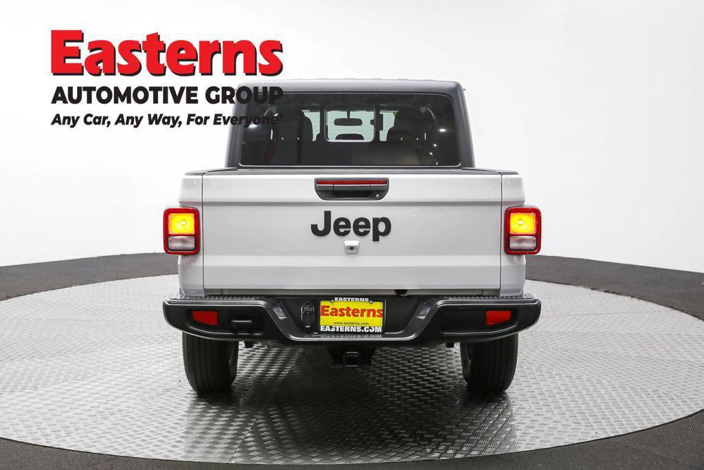 used 2023 Jeep Gladiator car, priced at $28,375