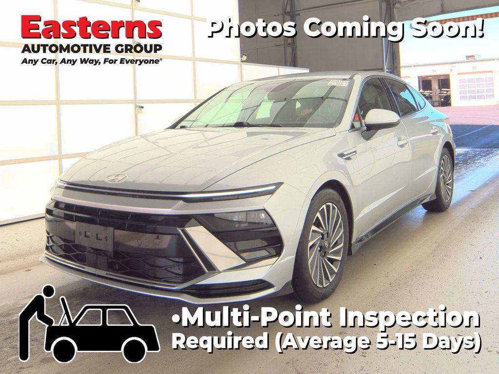 used 2025 Hyundai Sonata Hybrid car, priced at $24,890