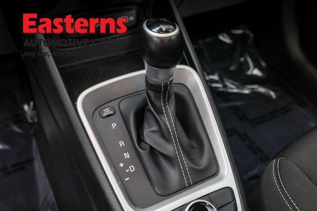 used 2022 Hyundai Venue car, priced at $15,950