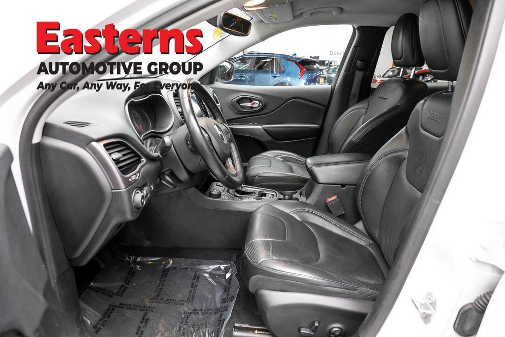 used 2019 Jeep Cherokee car, priced at $19,189