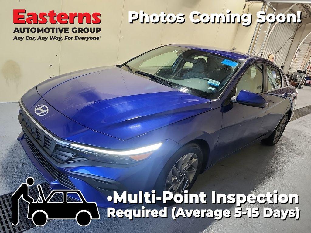 used 2024 Hyundai Elantra car